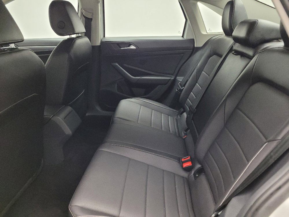 Used 2022 Volkswagen Jetta SE FWD image 18