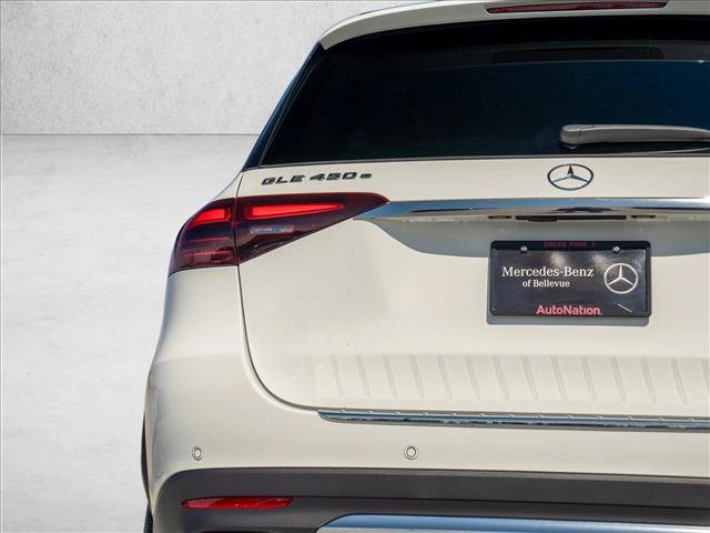 Certified 2025 Mercedes-Benz GLE 450e 4MATIC w/ Winter Package image 10