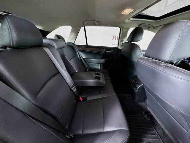 Used 2015 Subaru Outback 3.6R Limited image 33