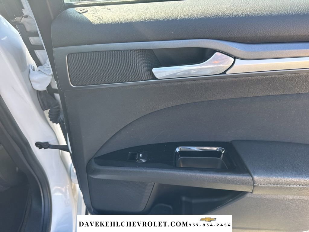 Used 2016 Ford Fusion SE FWD image 34