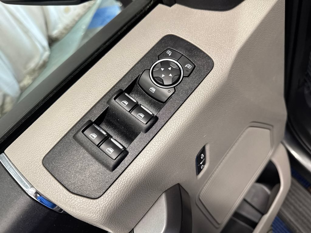 Certified 2019 Ford F150 XLT AWD/4WD image 11