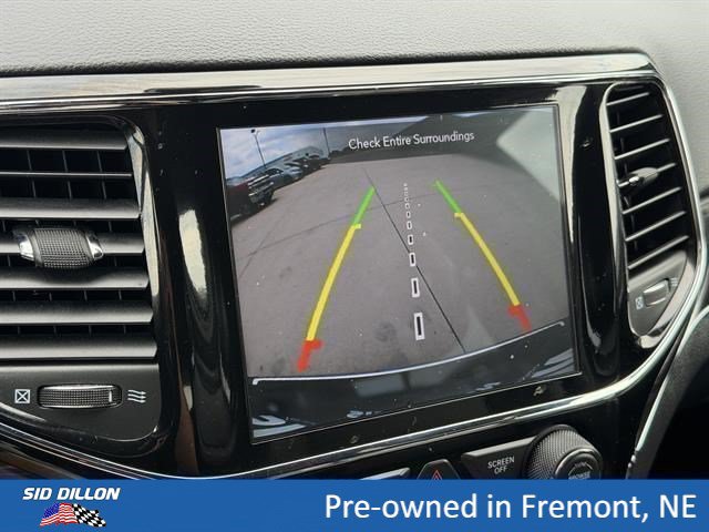 Used 2020 Jeep Grand Cherokee Limited AWD/4WD image 11