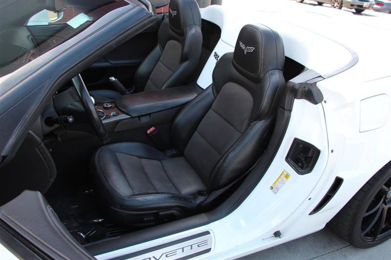 Used 2013 Chevrolet Corvette 427 w/ 1SC Preferred Equipment Group RWD image 15
