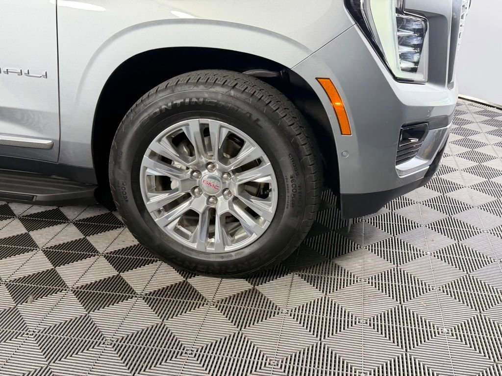 Used 2025 GMC Yukon Denali image 11