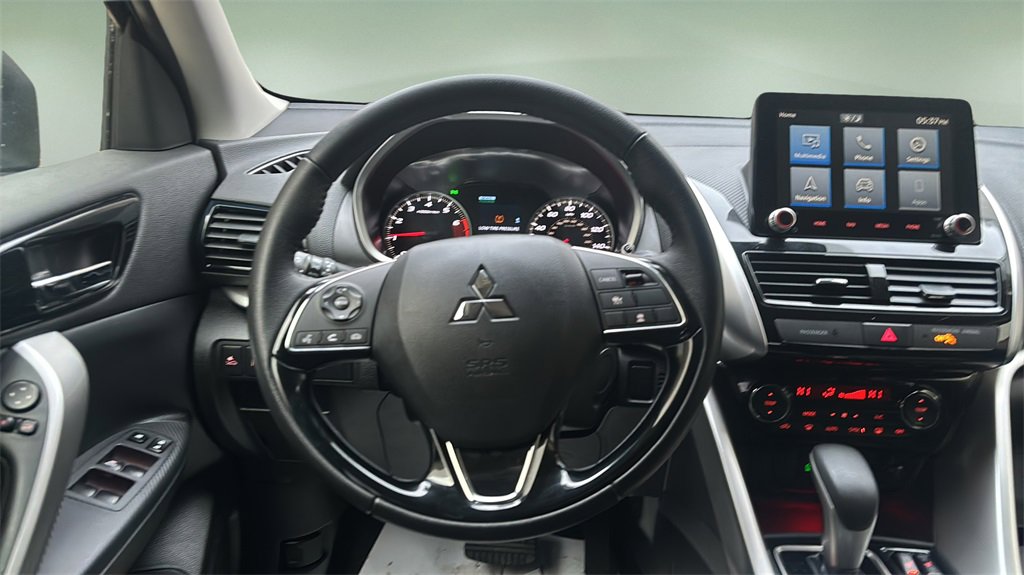 Used 2024 Mitsubishi Eclipse Cross SE image 16