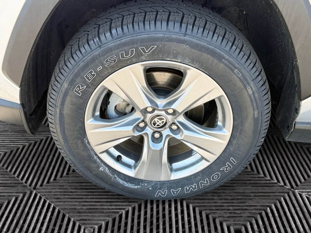 Certified 2024 Toyota RAV4 XLE FWD image 14