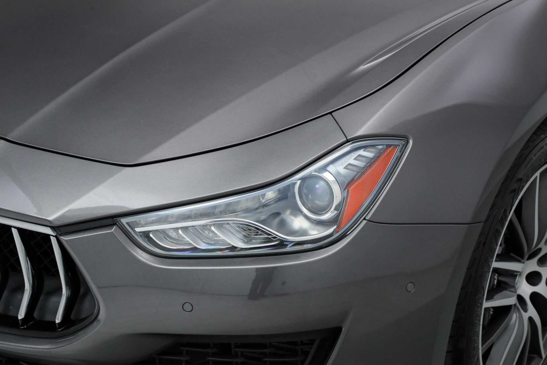 Used 2021 Maserati Ghibli S Q4 AWD/4WD image 9