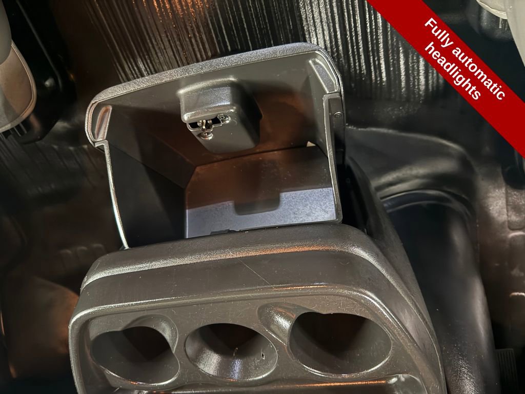 Used 2020 GMC Savana 2500 w/ Driver Convenience Package image 34