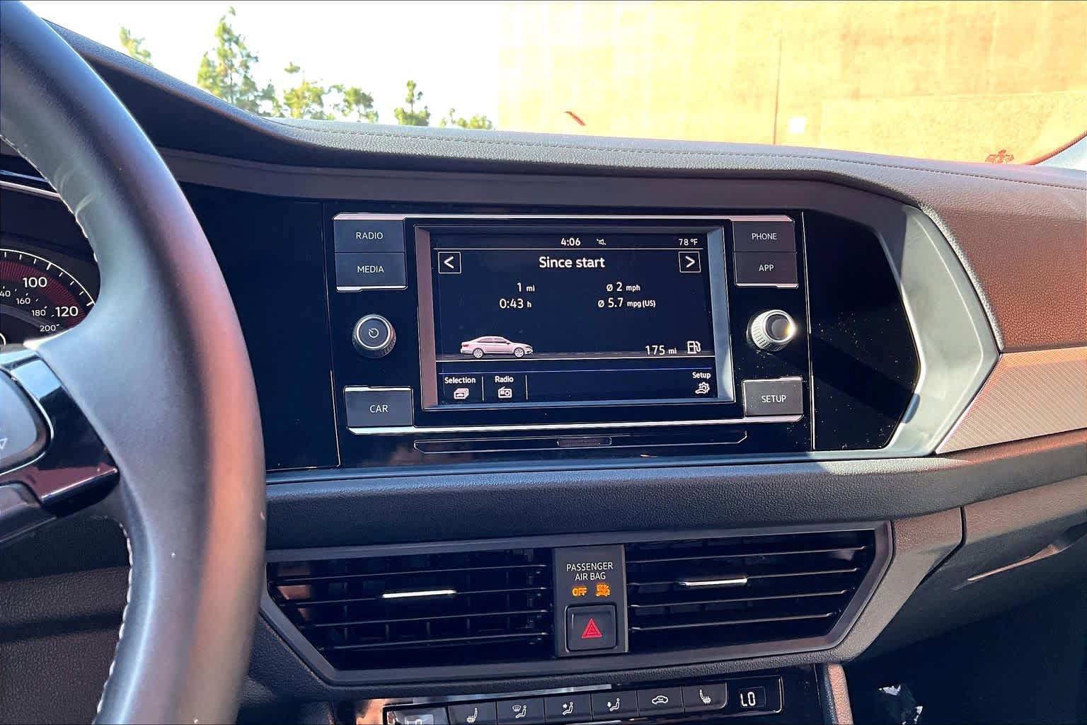 Used 2019 Volkswagen Jetta R-Line FWD image 34