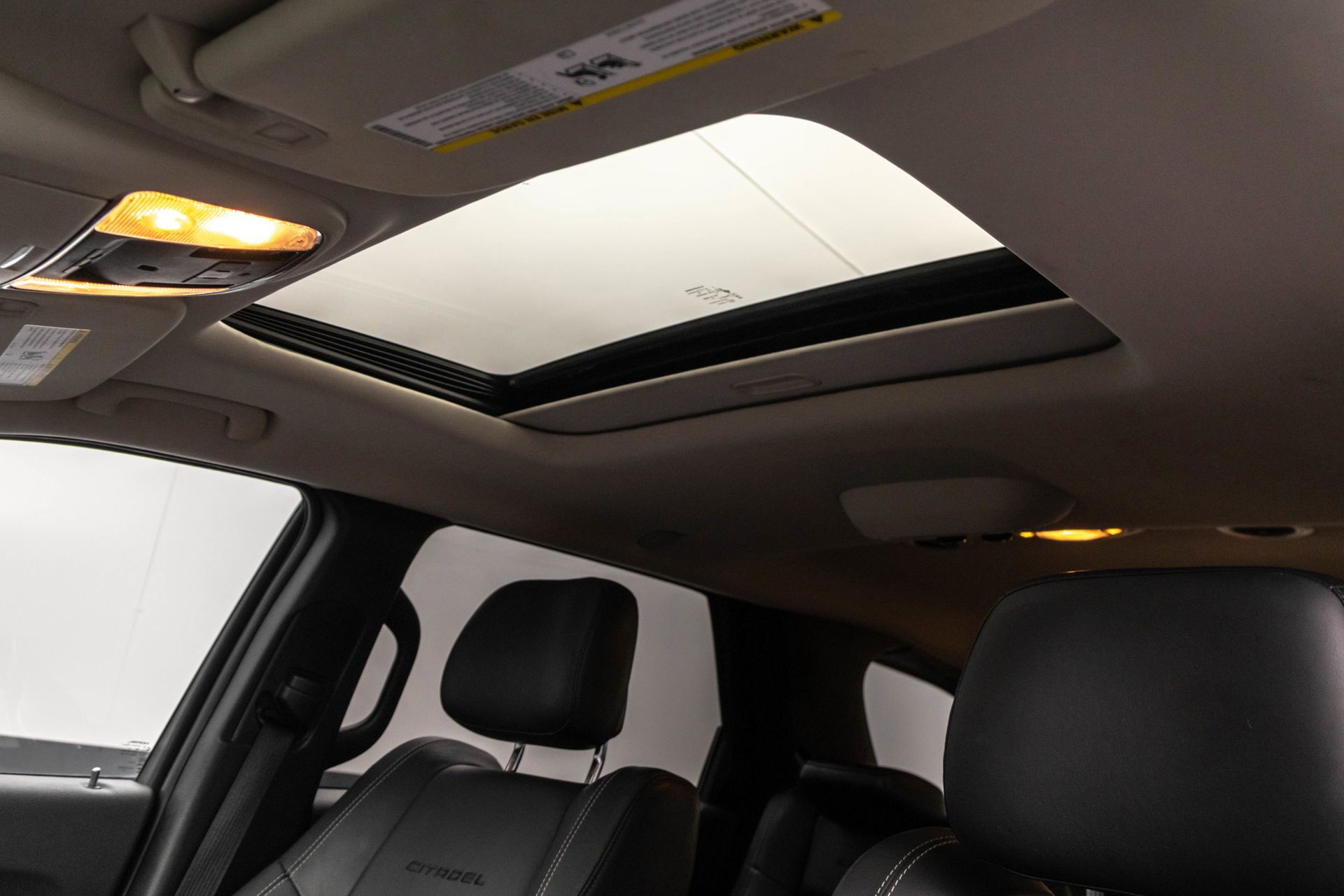 Used 2015 Dodge Durango Citadel w/ Technology Group image 29