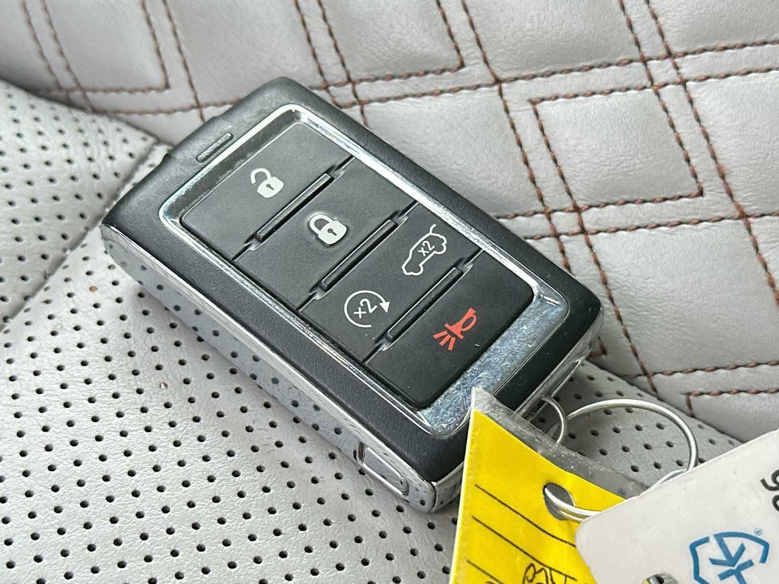 Used 2022 Jeep Grand Cherokee Summit w/ Adv Protech Group IV AWD/4WD image 31