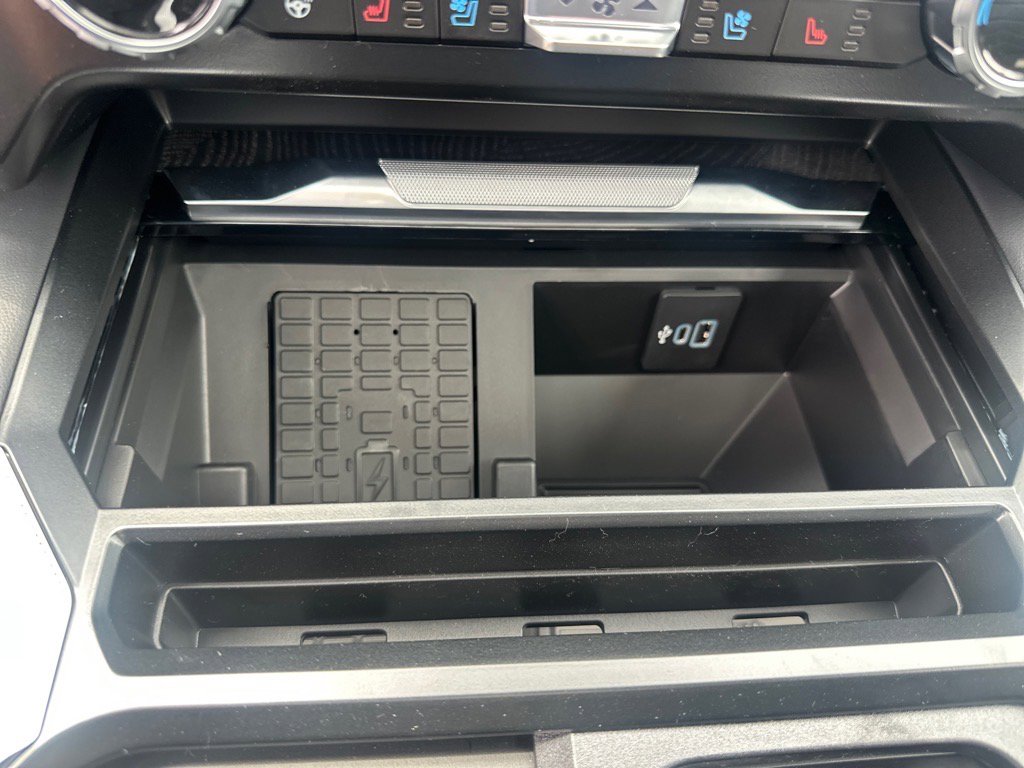 New 2025 Ford F250 Platinum image 36