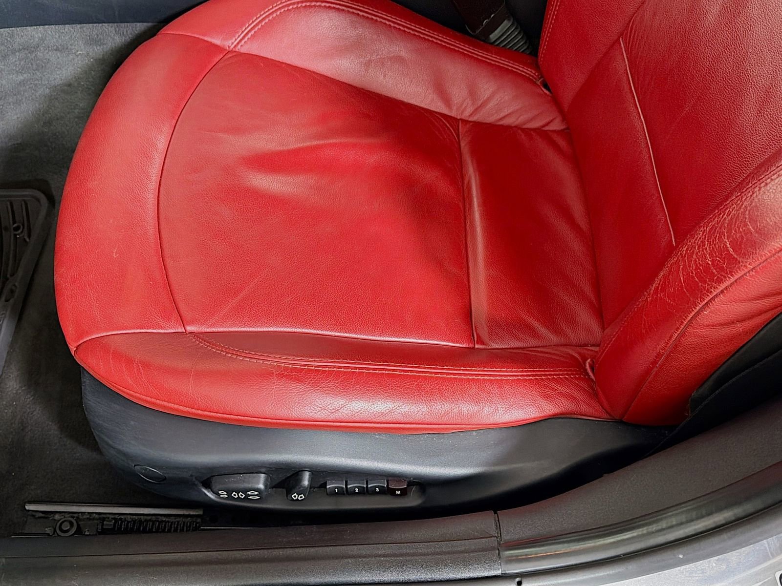 Used 2006 BMW Z4 3.0i image 20