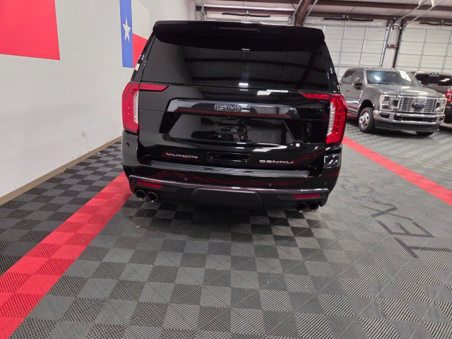 Used 2023 GMC Yukon XL Denali Ultimate AWD/4WD image 19