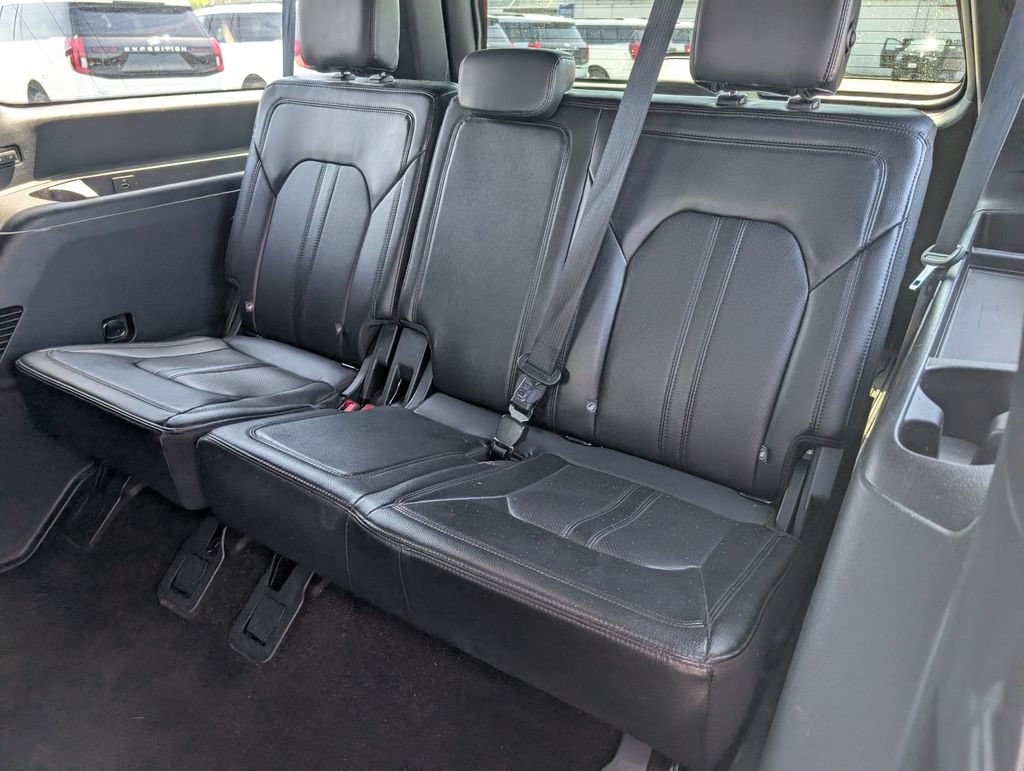 Used 2021 Ford Expedition Max Limited AWD/4WD image 12