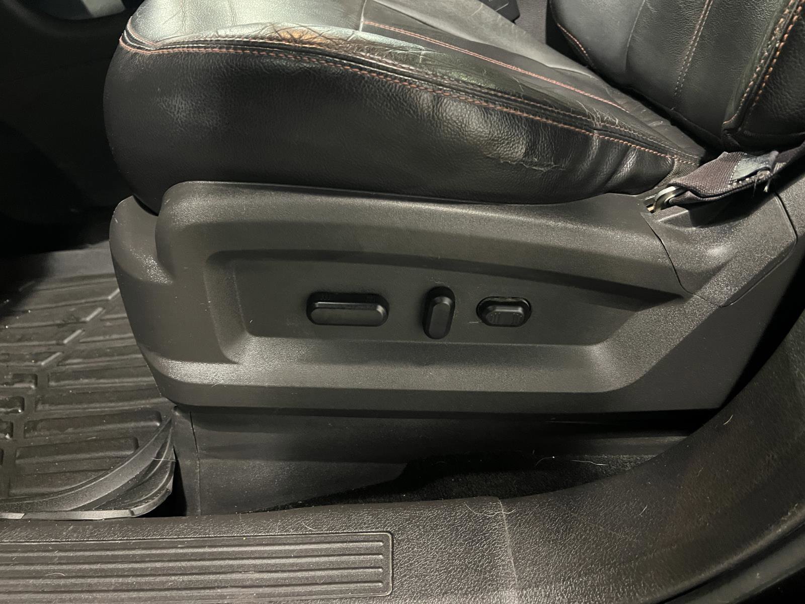 Used 2014 Ford Edge SEL w/ Equipment Group 205A image 24