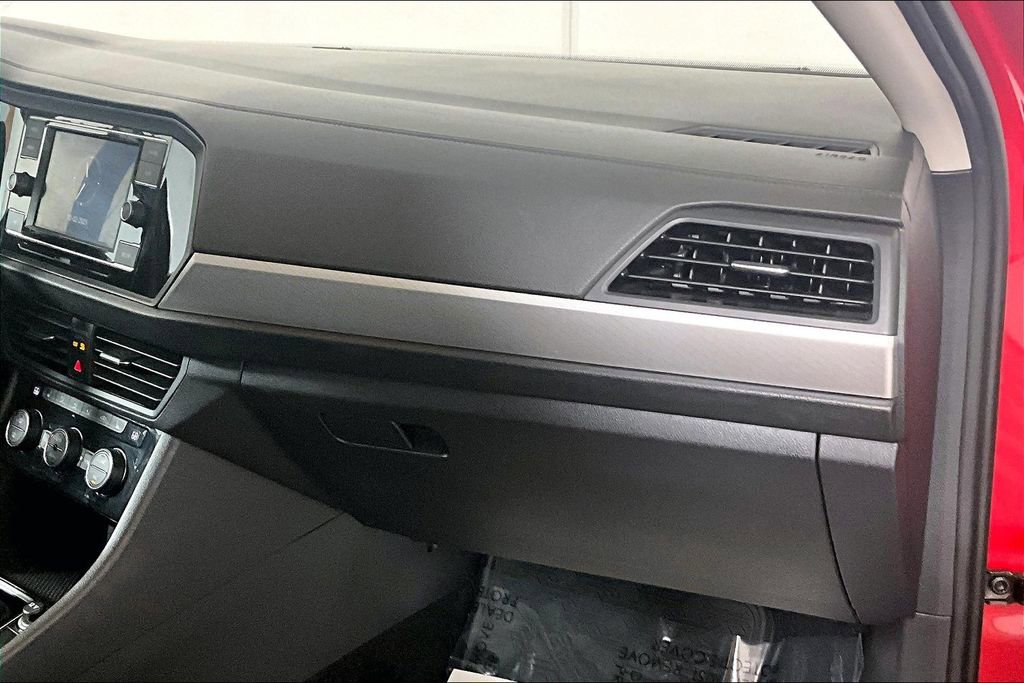 Used 2019 Volkswagen Jetta SE image 15
