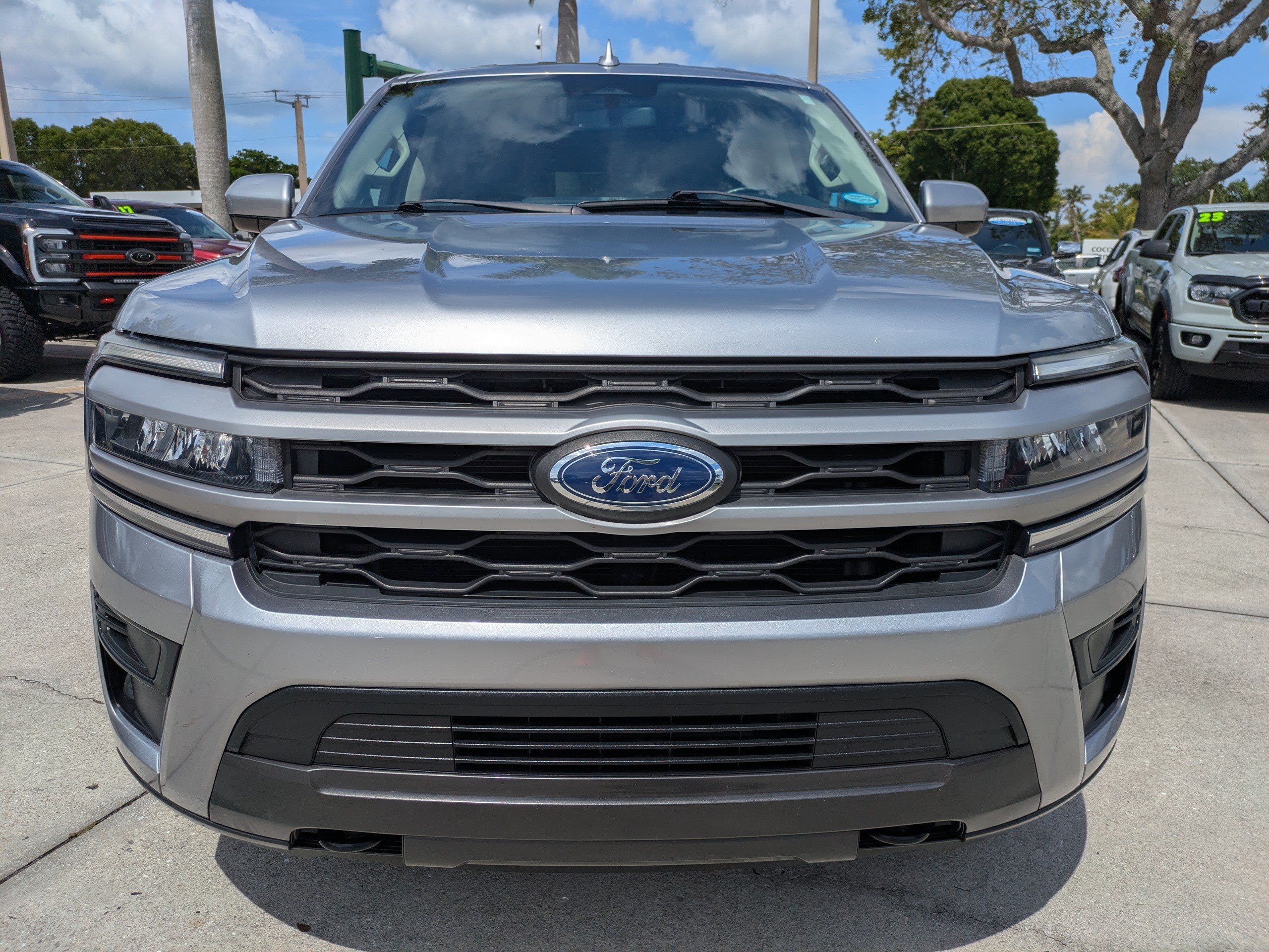 Certified 2022 Ford Expedition XLT AWD/4WD image 12
