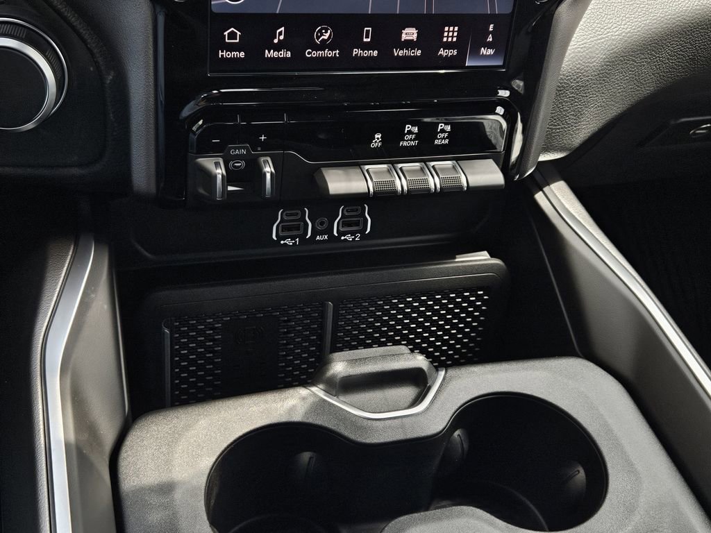 New 2026 RAM 1500 4x4 Crew Cab image 19