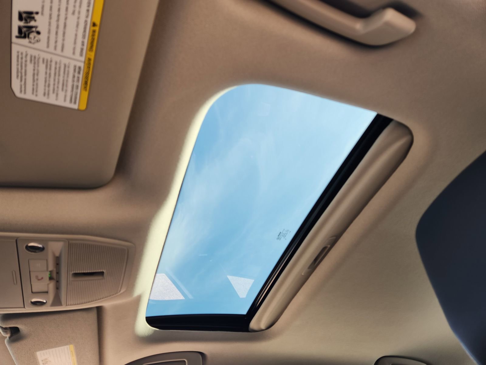 New 2026 Nissan Sentra SR w/ SR Premium Package FWD image 24