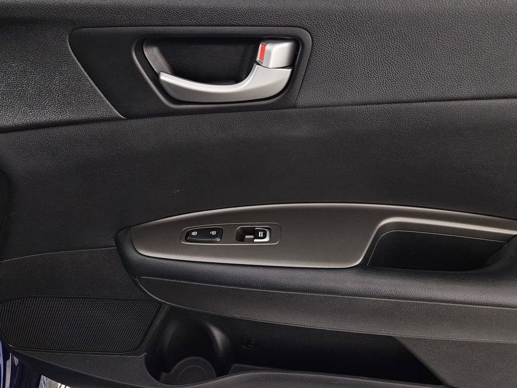 Used 2019 Kia Optima S w/ S Panoramic Sunroof Package image 29