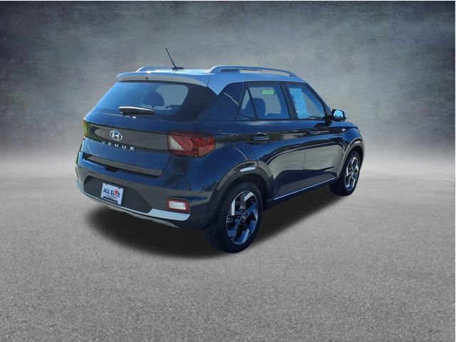 Used 2023 Hyundai Venue Limited FWD image 8