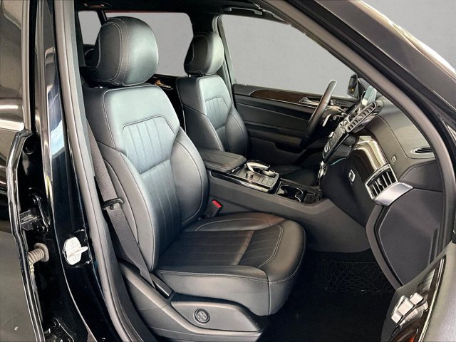 Used 2017 Mercedes-Benz GLS 450 4MATIC image 9
