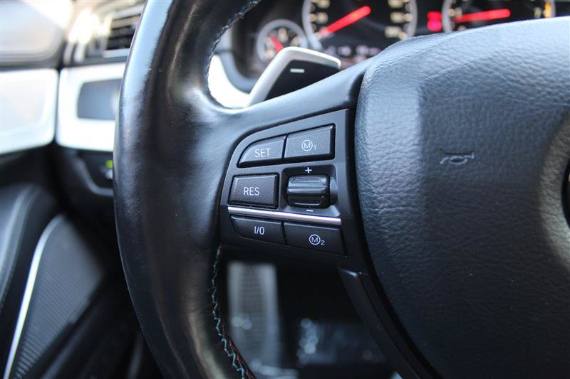 Used 2013 BMW M5 RWD image 16