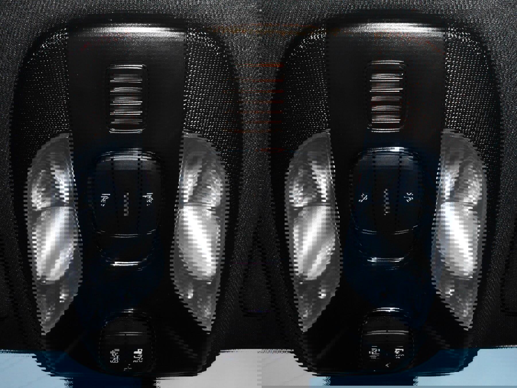 Certified 2024 Jeep Compass Limited w/ Sun and Sound Group image 18