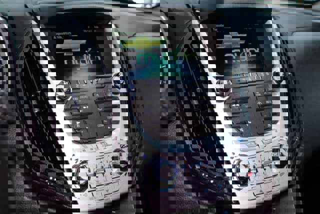 Used 2014 Chevrolet Equinox LT image 16