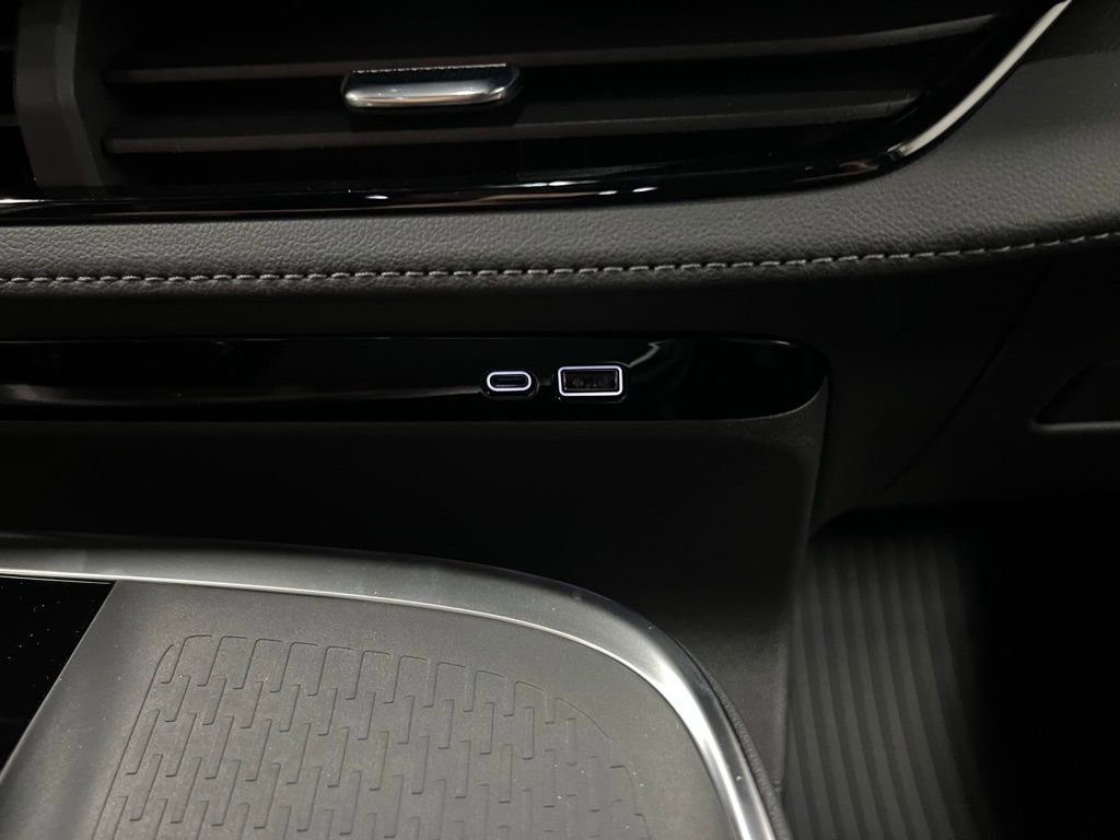 New 2026 Buick Enclave Sport Touring w/ Power Package image 23