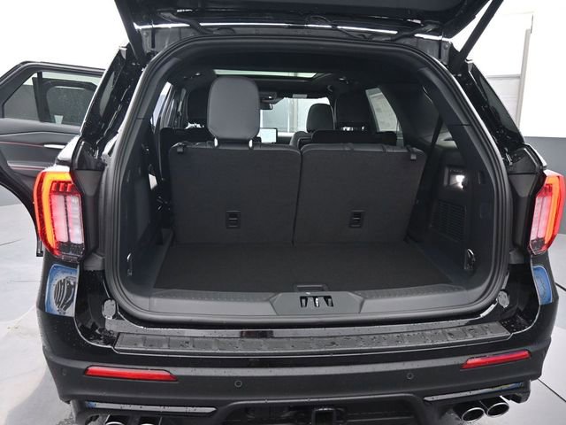 New 2026 Ford Explorer ST w/ Sun And Sound Package image 8