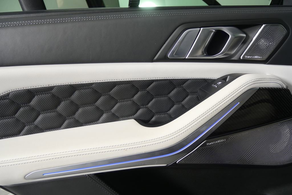 Used 2022 BMW X5 M w/ Competition Package 2 image 15