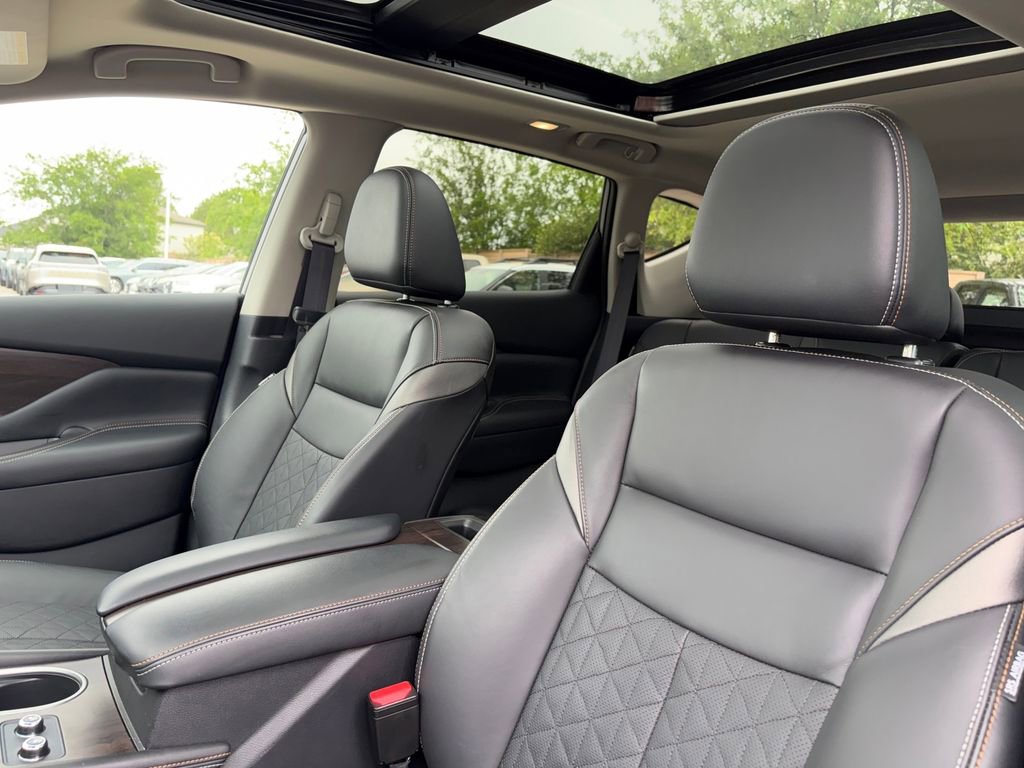 Used 2024 Nissan Murano Platinum w/ Cargo Package FWD image 10
