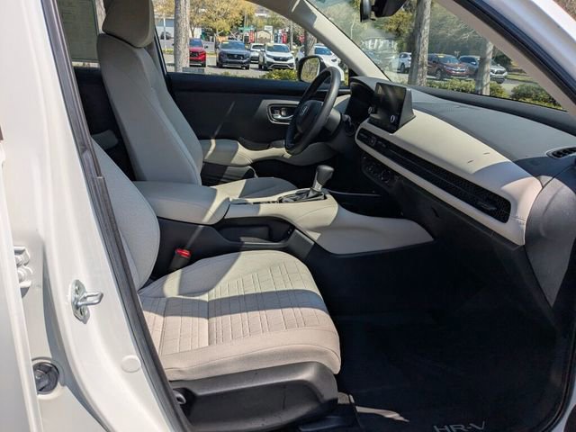 Certified 2024 Honda HR-V LX image 37