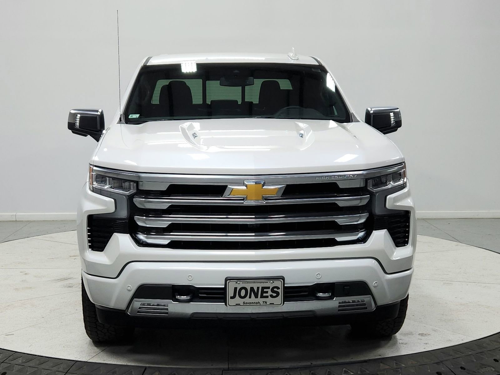 Used 2024 Chevrolet Silverado 1500 High Country image 2