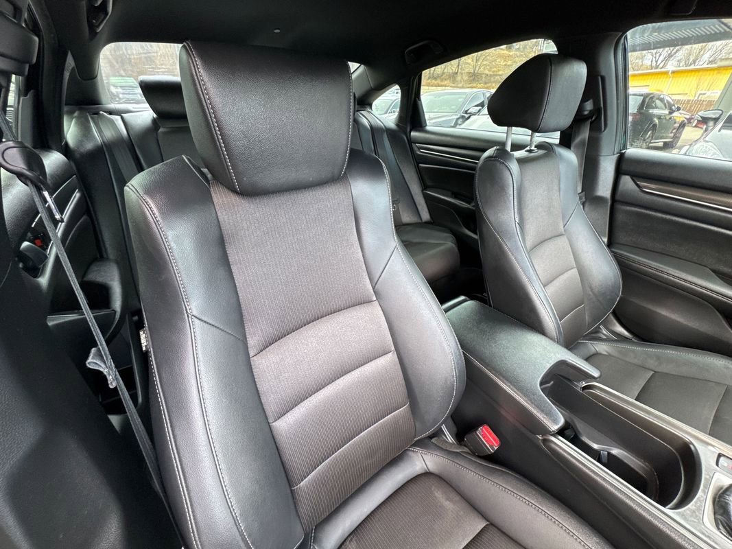 Used 2019 Honda Accord Sport image 8