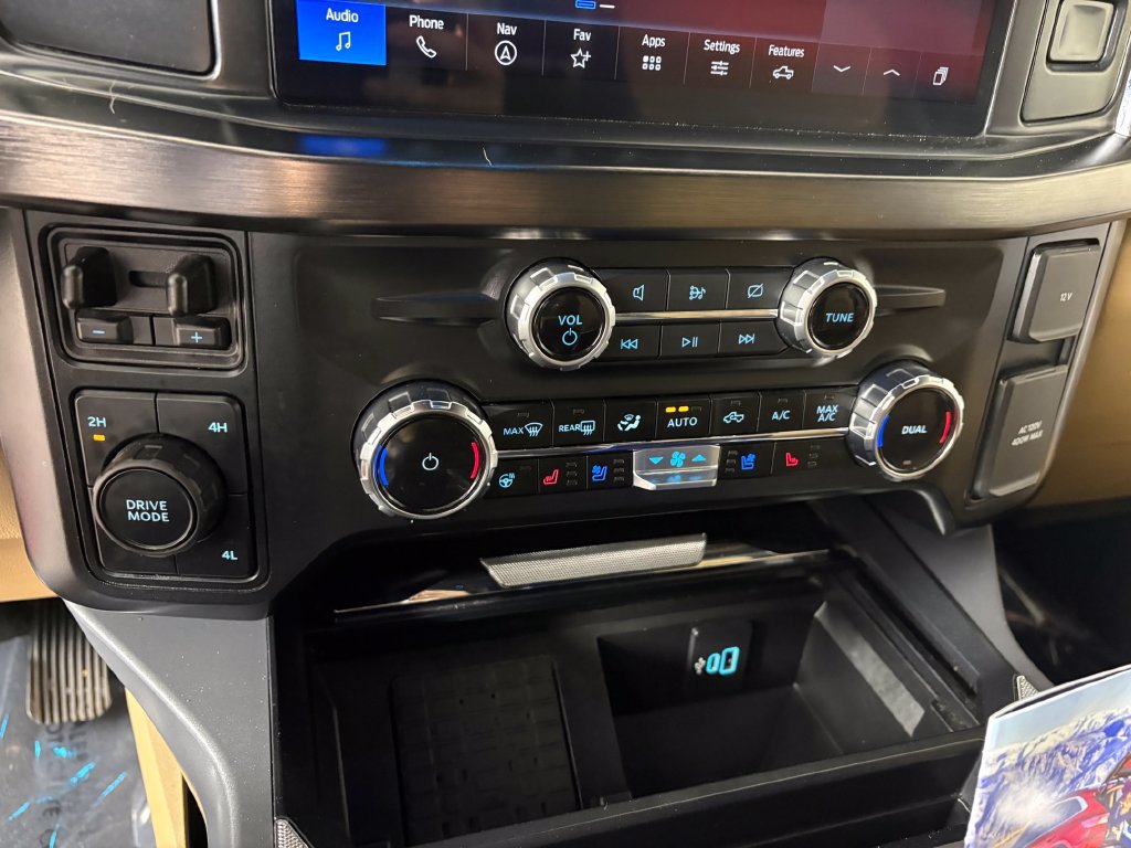 Certified 2024 Ford F250 Lariat w/ Sport Appearance Package AWD/4WD image 20