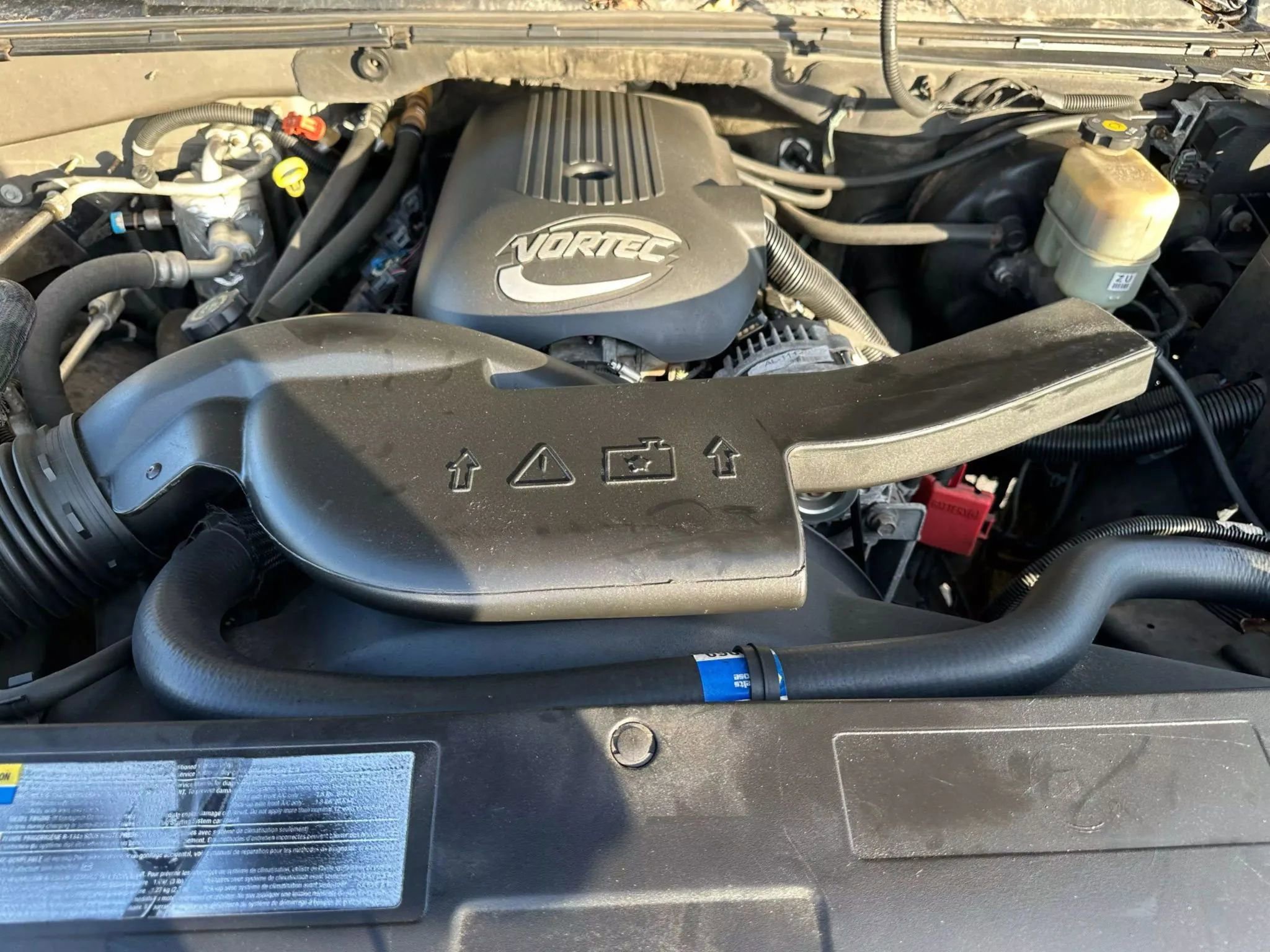 Used 2002 Chevrolet Suburban LT image 18