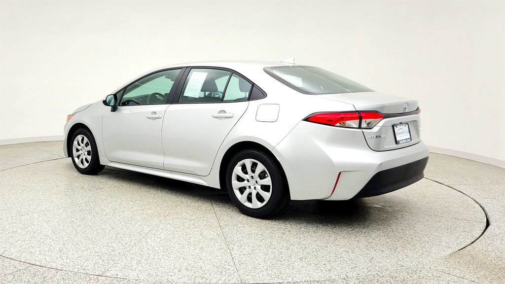 Used 2026 Toyota Corolla LE FWD image 7