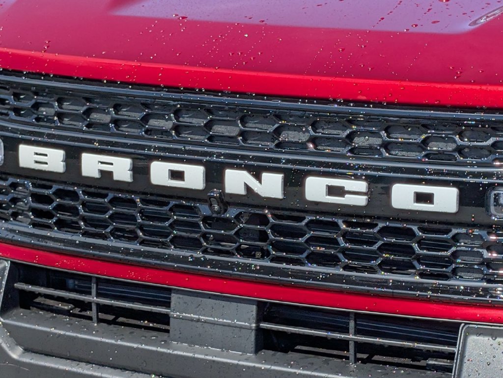 New 2026 Ford Bronco Sport Outer Banks w/ Outer Banks Tech Package+ AWD/4WD image 15