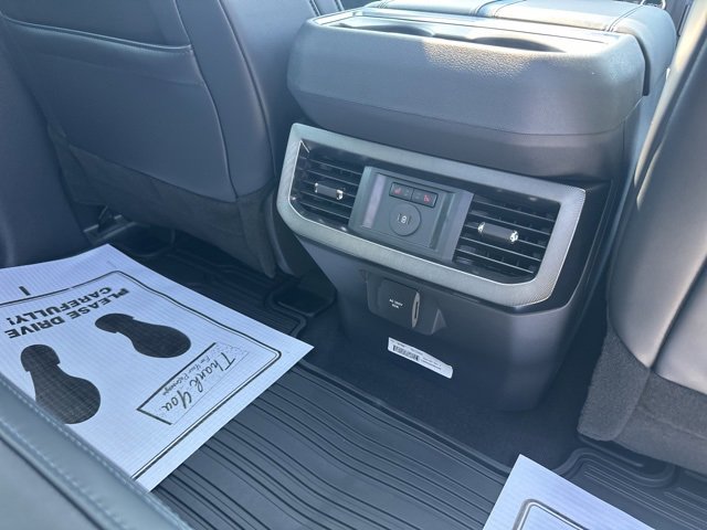 New 2026 Ford F250 Platinum image 16