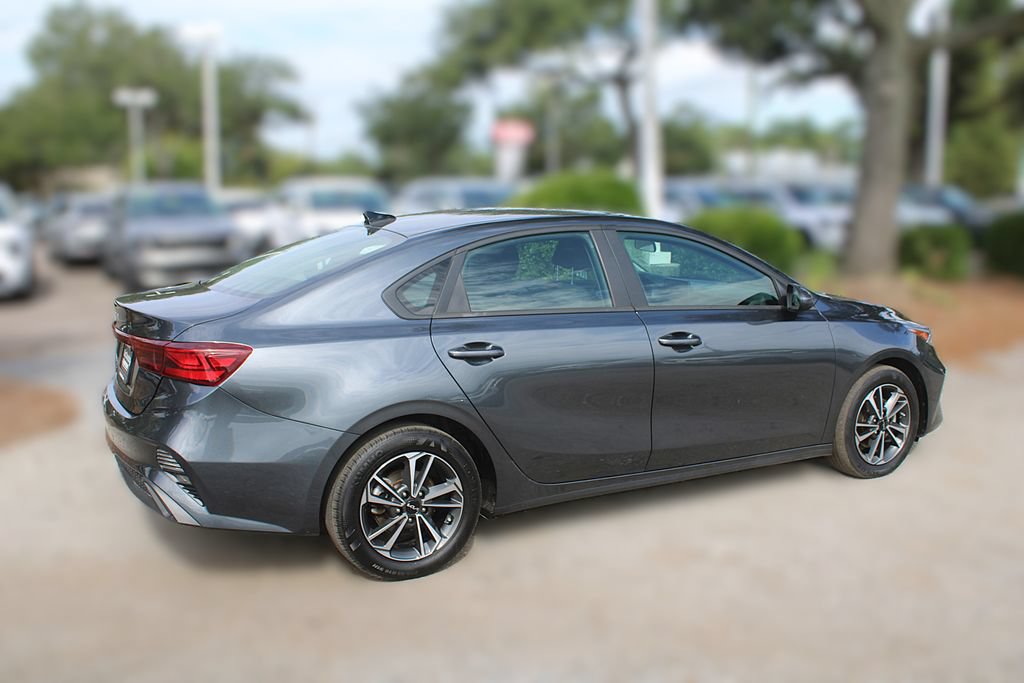 Used 2024 Kia Forte LXS FWD image 6