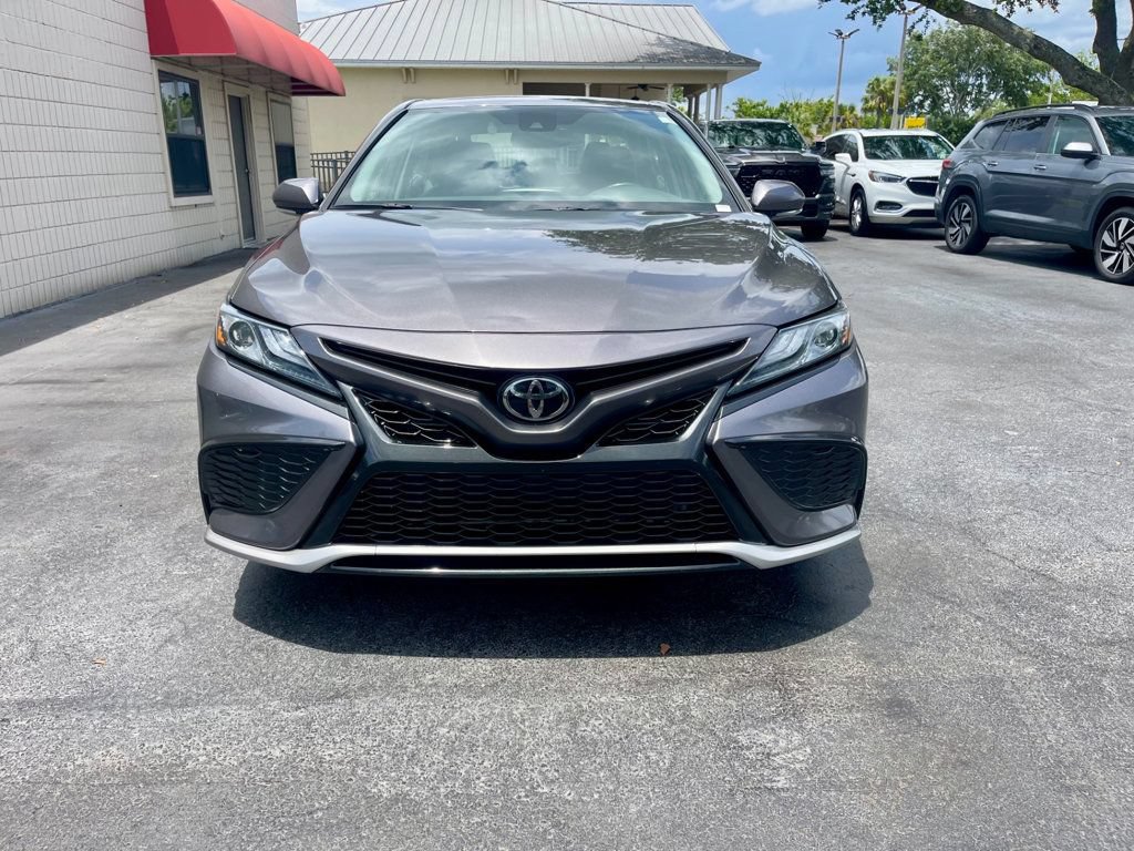 Used 2024 Toyota Camry XSE FWD image 6