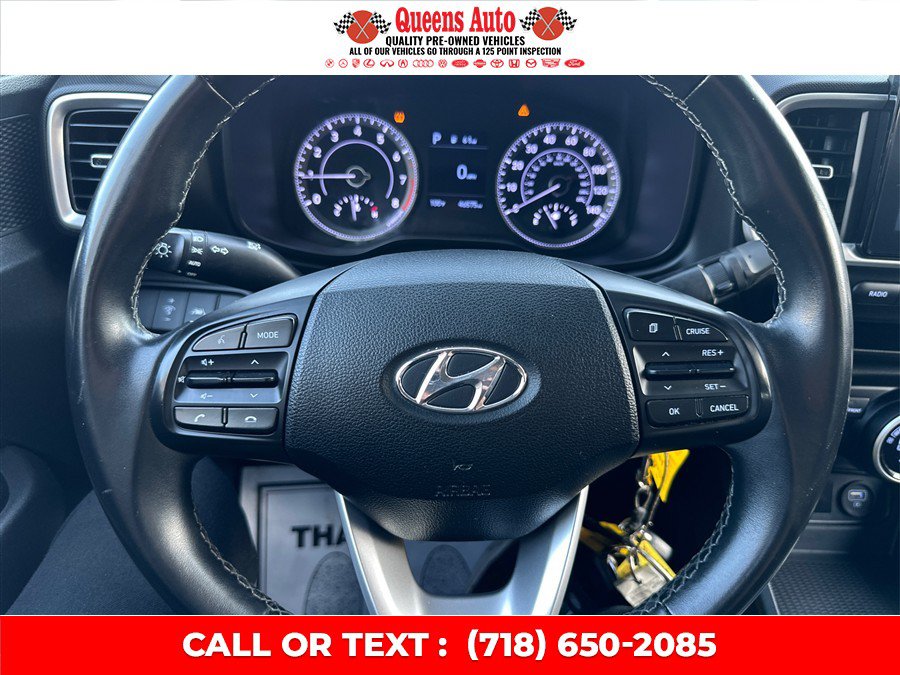 Used 2021 Hyundai Venue SEL w/ Cargo Package FWD image 19