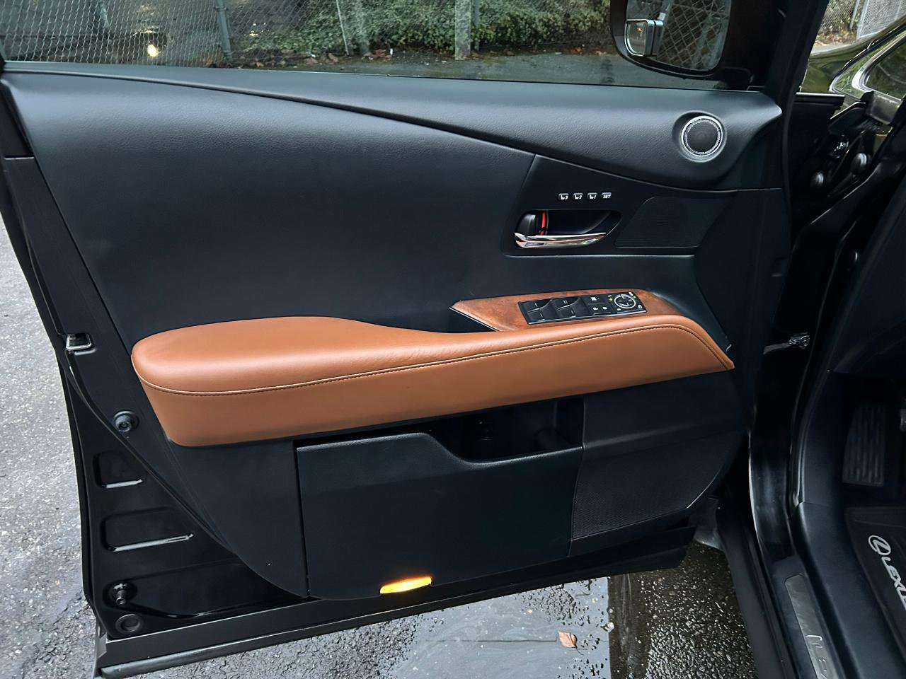 Used 2014 Lexus RX 450h AWD image 9