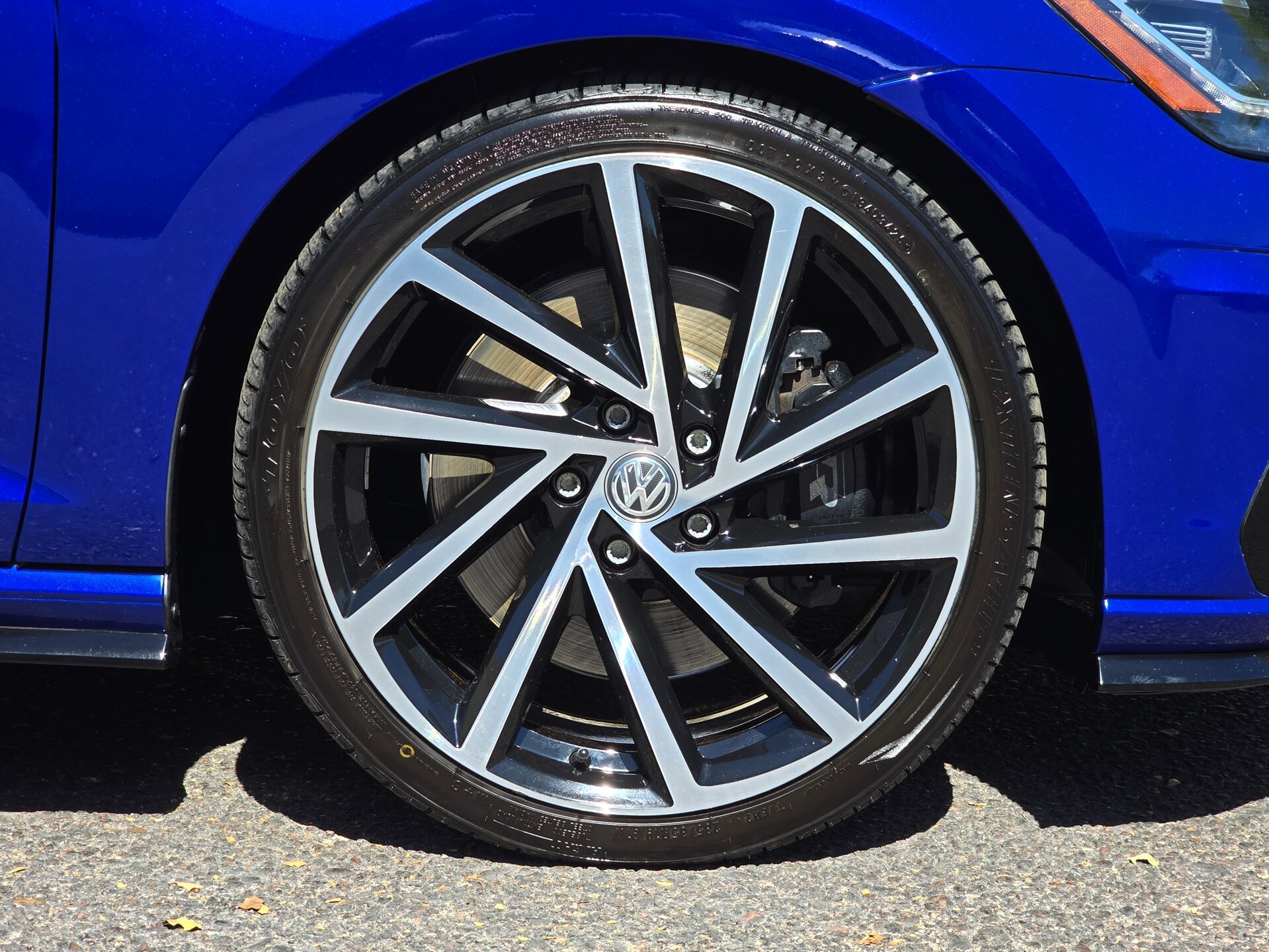 Used 2019 Volkswagen Golf R 4-Door AWD/4WD image 39