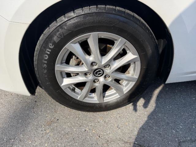 Used 2015 MAZDA MAZDA3 i Grand Touring FWD image 11