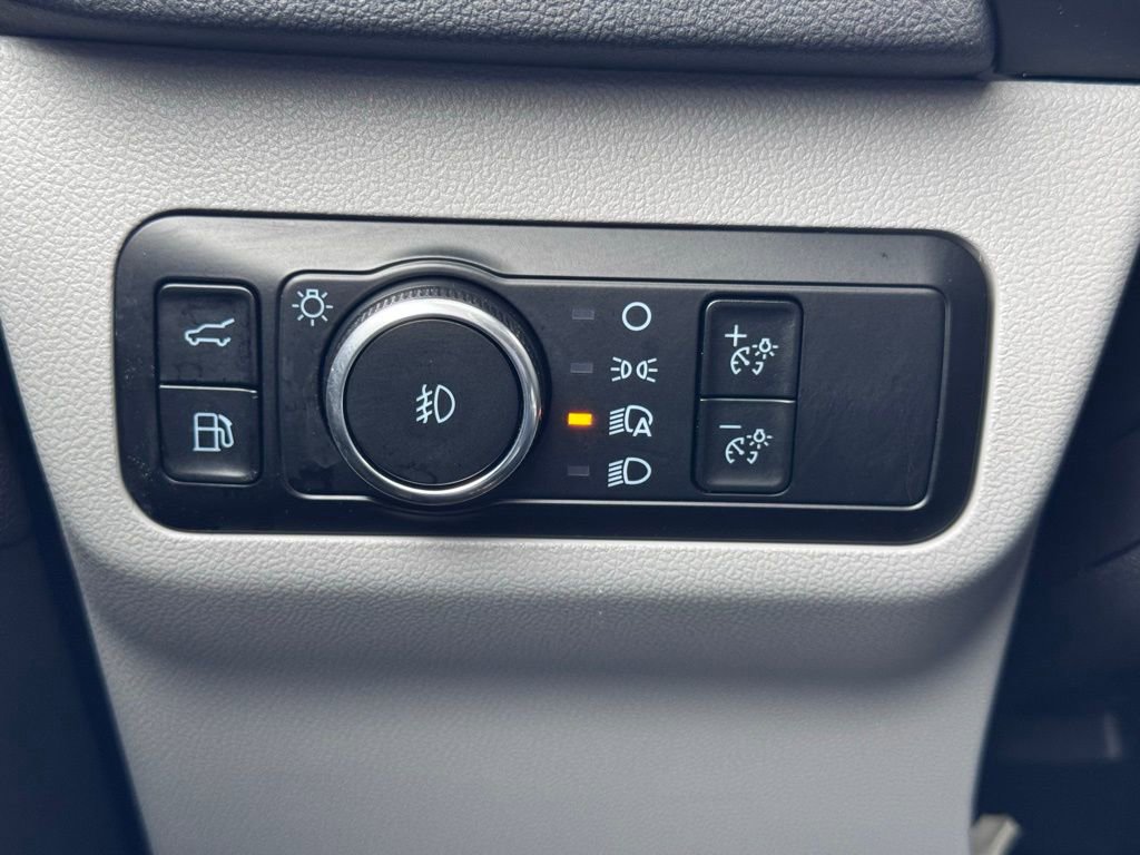Used 2024 Ford Escape SE FWD image 23
