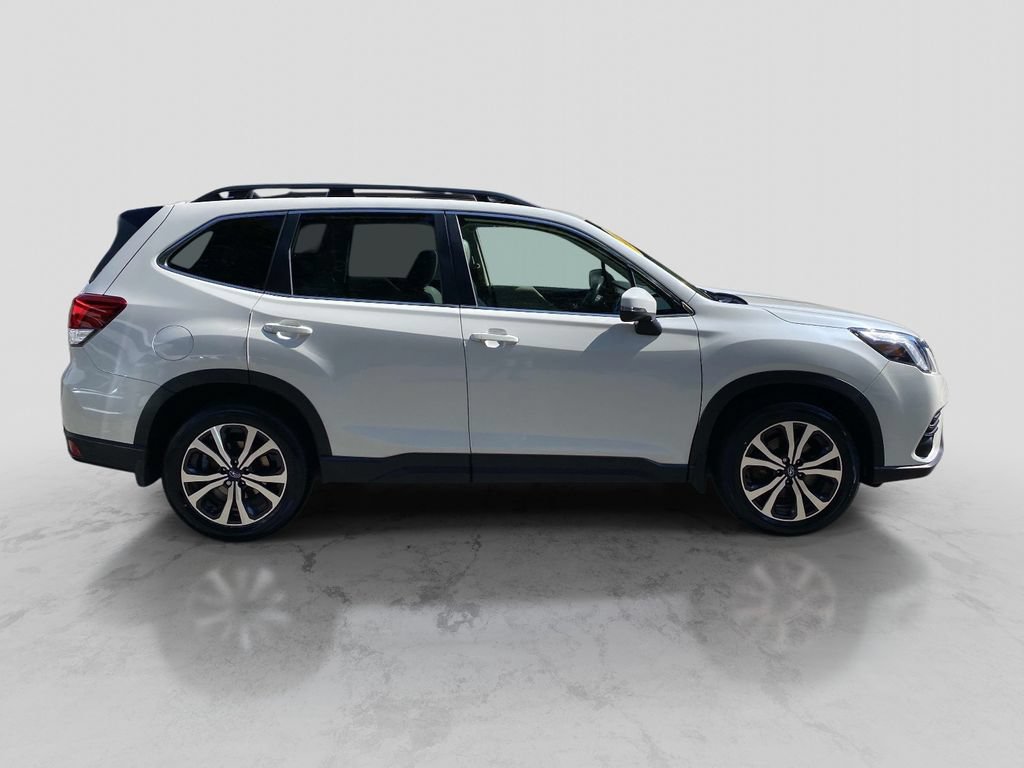 Used 2024 Subaru Forester Limited AWD/4WD image 8